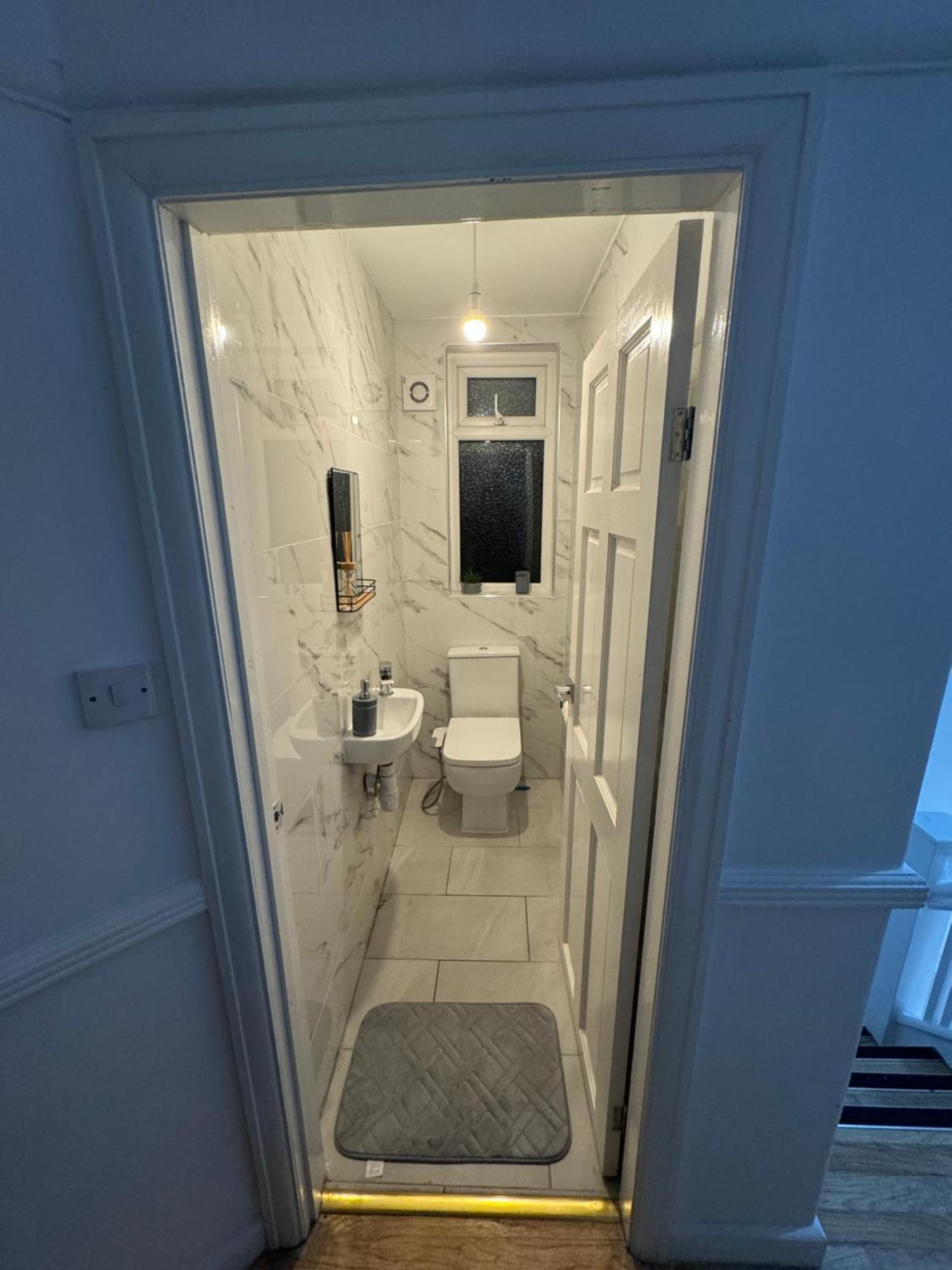 Elegant Estates Humble Abode Room 5 Mánchester Exterior foto